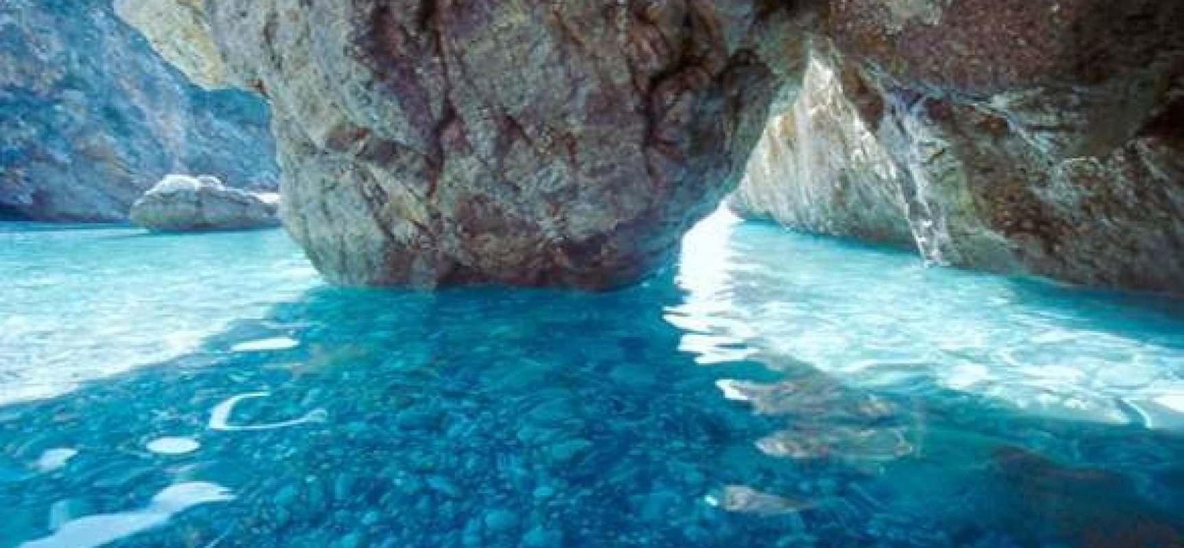 ΕΙΝΑΙ ΚΑΘΑΡΗ Η ΘΑΛΑΣΣΑ?